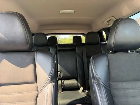 Used 2022 Mitsubishi Outlander SE AWD/4WD image 39