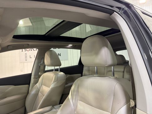 Used 2015 Nissan Murano Platinum w/ Platinum Technology Package image 10