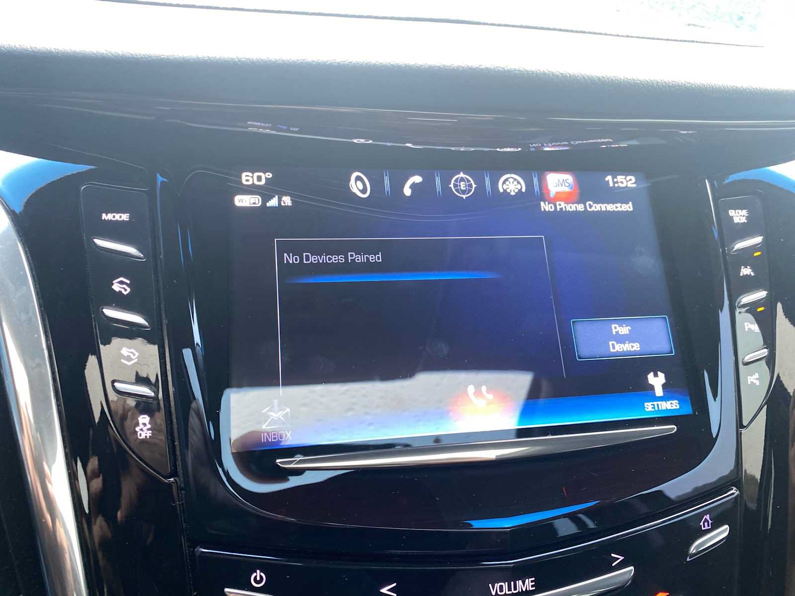 Used 2017 Cadillac Escalade Luxury AWD/4WD image 24