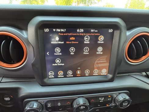 Used 2022 Jeep Gladiator Mojave w/ Cold Weather Group AWD/4WD image 40