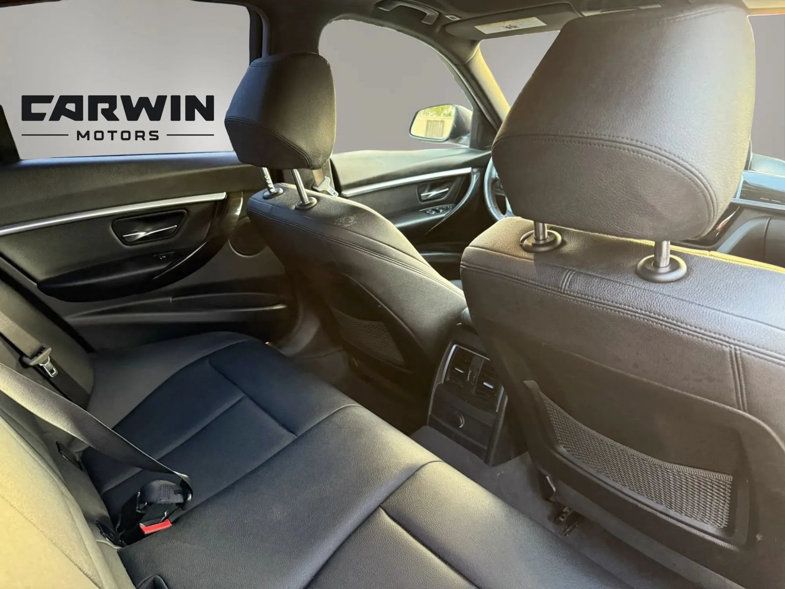 Used 2017 BMW 330i Sedan RWD image 29
