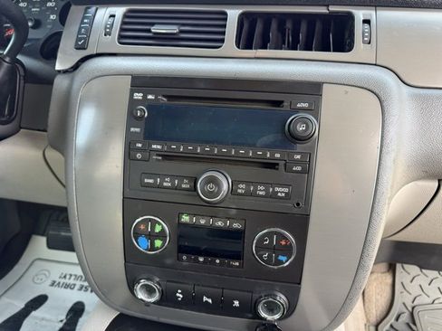 Used 2009 Chevrolet Avalanche LT w/ Luxury Package image 12