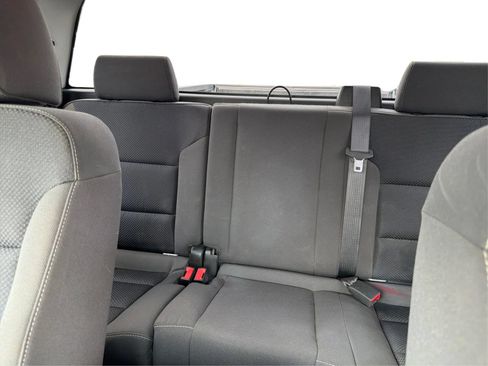 Used 2018 Chevrolet Silverado 1500 LT AWD/4WD image 15