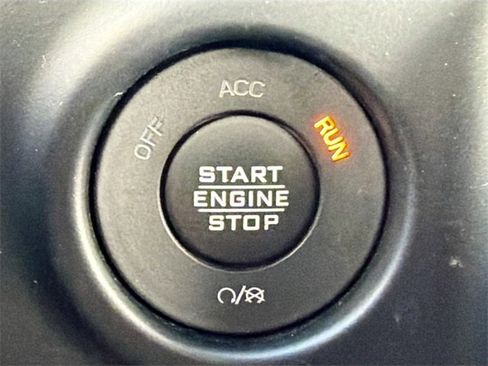 Used 2022 Jeep Wrangler Unlimited Rubicon 4xe image 37