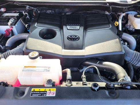 Used 2025 Toyota Tundra SR5 w/ TRD Off-Road Premium Package image 32