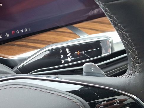 New 2026 Cadillac Escalade Platinum Sport w/ LPO, ONYX Package AWD/4WD image 7