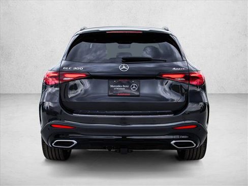 New 2026 Mercedes-Benz GLC 300 4MATIC image 6