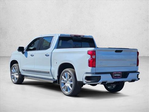 New 2026 Chevrolet Silverado 1500 High Country AWD/4WD image 9