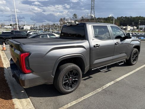 Used 2024 Toyota Tundra SR5 w/ SR5 Convenience Package image 10