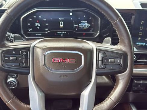Used 2022 GMC Sierra 1500 SLT w/ SLT Premium Plus Package image 16