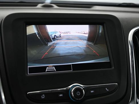 Used 2023 Chevrolet Equinox LT image 34