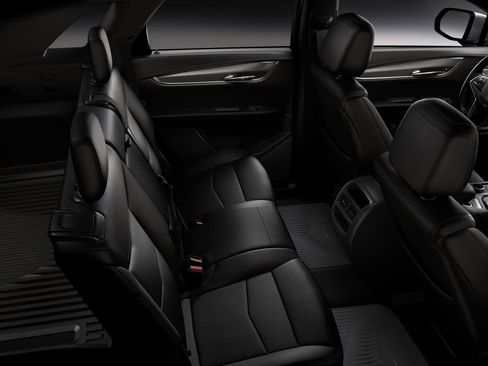 New 2025 Cadillac XT5 Luxury image 35