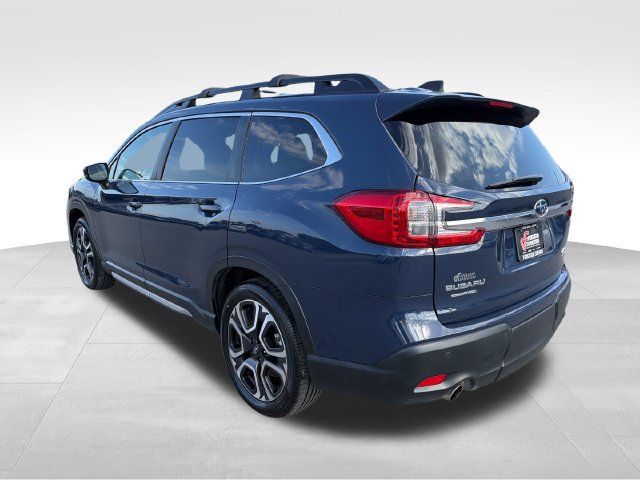 Used 2024 Subaru Ascent Limited w/ Technology Package AWD/4WD image 5