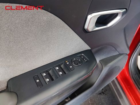 Used 2025 Kia K4 EX image 32