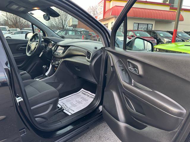 Used 2020 Chevrolet Trax LS w/ Tint and Cruise Package FWD image 19