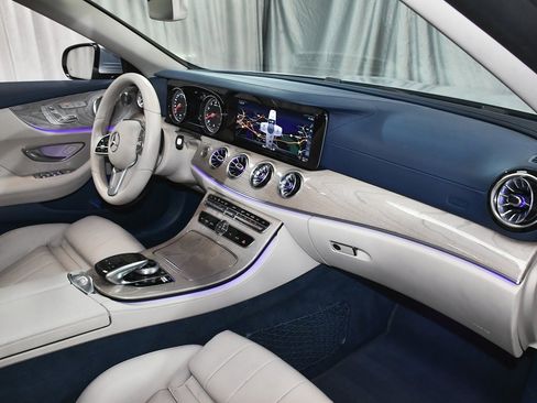 Used 2019 Mercedes-Benz E 450 4MATIC Cabriolet image 61
