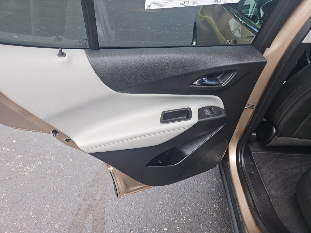 Used 2018 Chevrolet Equinox Premier AWD/4WD image 21
