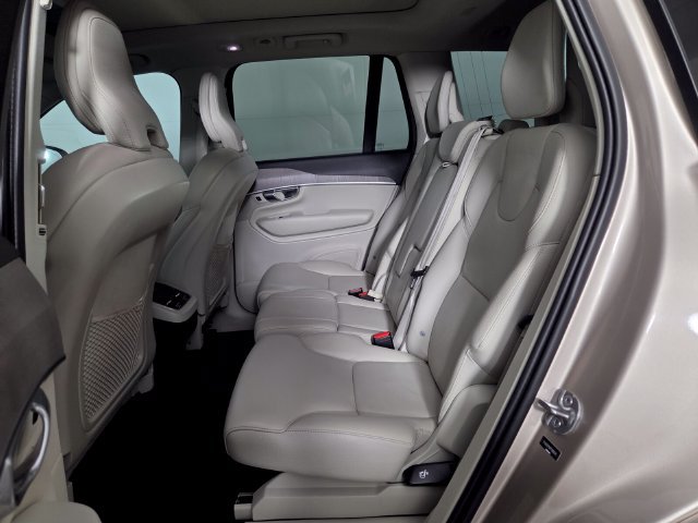 Used 2023 Volvo XC90 B6 Plus w/ Protection Package Premier AWD/4WD image 23