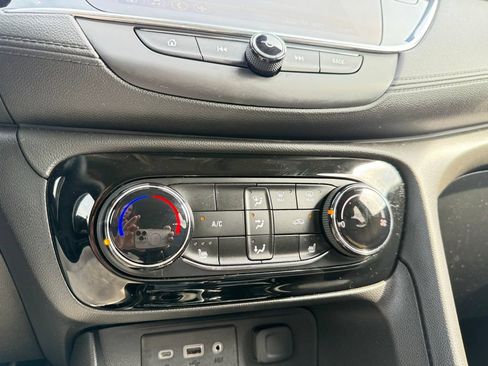 Used 2023 Buick Encore GX Preferred w/ Cold Weather Comfort Package FWD image 17