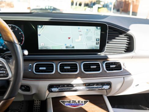 Used 2020 Mercedes-Benz GLS 580 4MATIC image 34