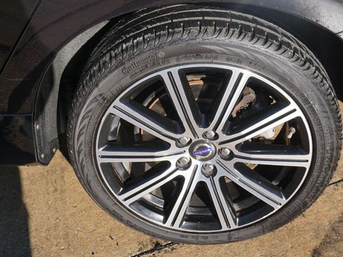 Used 2014 Volvo S60 T5 image 11