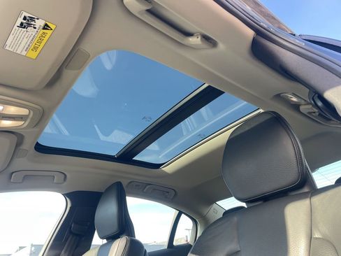 Certified 2023 Volvo S60 B5 Plus w/ Climate Package image 21