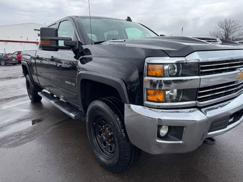 Used 2018 Chevrolet Silverado 3500 LT image 10