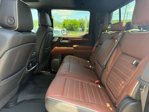 Used 2024 GMC Sierra 1500 Denali Ultimate AWD/4WD image 24