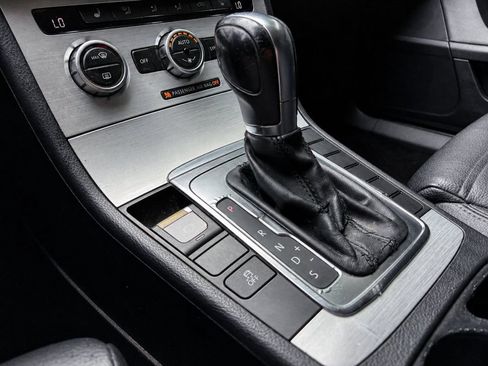 Used 2013 Volkswagen CC Sport FWD image 13