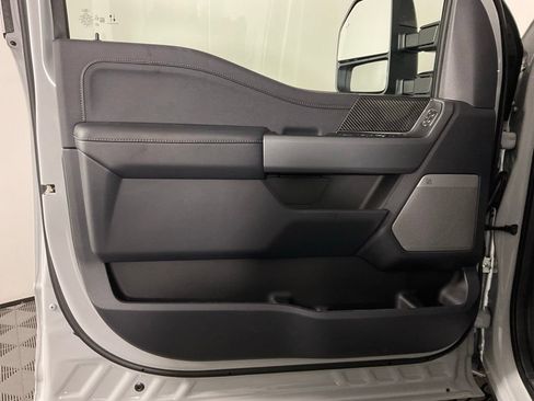 New 2026 Ford F250 Lariat w/ Black Appearance Package AWD/4WD image 12