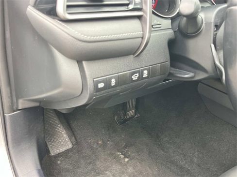 Used 2023 Toyota Camry XSE image 29