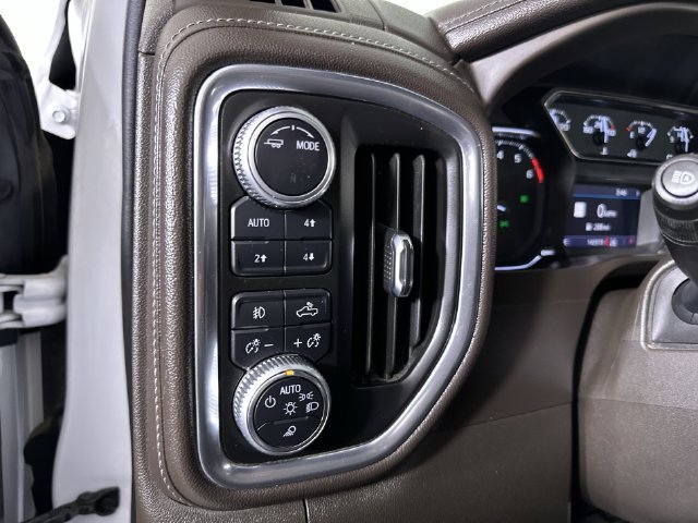 Used 2020 GMC Sierra 1500 SLT AWD/4WD image 18
