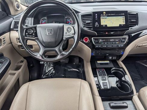Used 2019 Honda Pilot Elite image 16