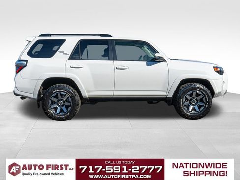 Used 2019 Toyota 4Runner TRD Off-Road Premium image 2