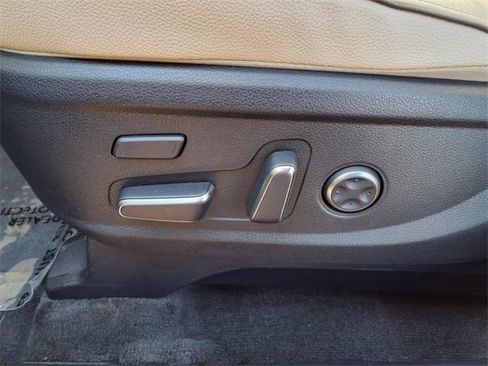 Certified 2023 Hyundai Palisade Limited image 16