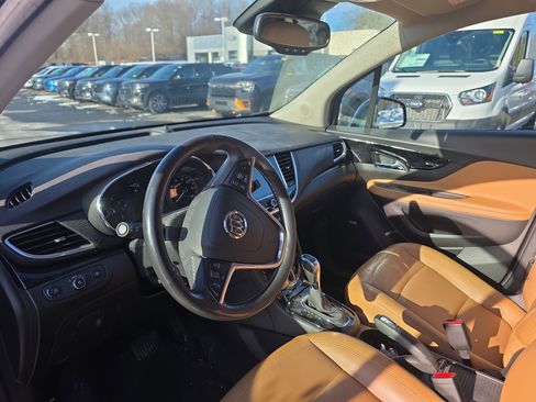 Used 2019 Buick Encore Essence w/ Experience Buick Package image 27