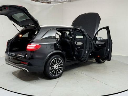 Used 2018 Mercedes-Benz GLC 43 AMG 4MATIC image 10