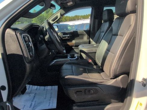 Used 2021 Chevrolet Silverado 1500 High Country w/ Z71 Off-Road Package AWD/4WD image 18