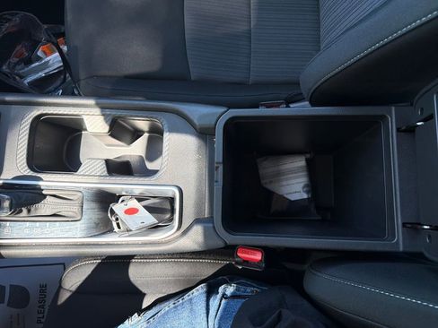 Used 2025 Nissan Sentra SV w/ Trunk Package FWD image 23