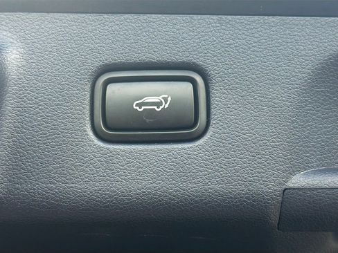 Used 2021 Hyundai Palisade SEL w/ Premium Package image 14