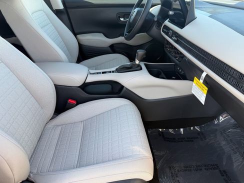New 2027 Honda HR-V LX image 13