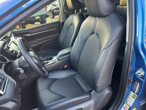 Used 2018 Toyota Camry SE image 13