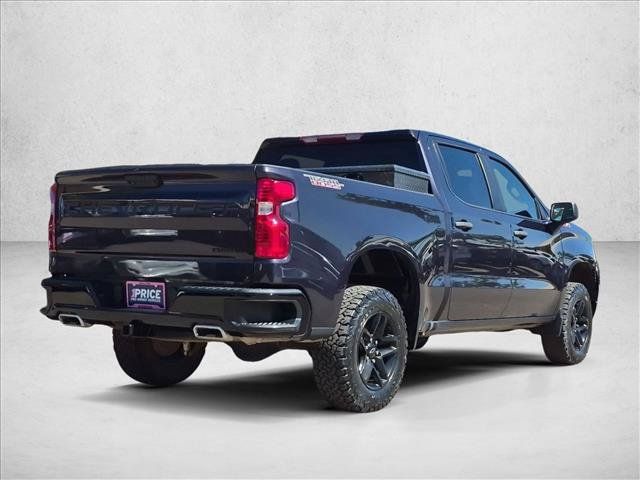 Used 2022 Chevrolet Silverado 1500 Custom Trail Boss w/ LPO, Dark Essentials Package AWD/4WD image 5