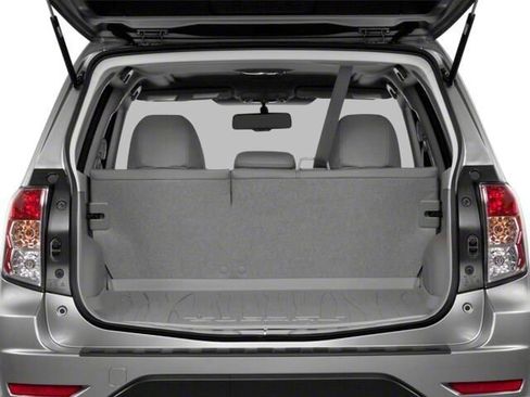 Used 2013 Subaru Forester 2.5X image 12