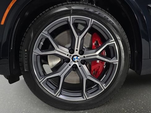 New 2026 BMW X5 xDrive50e w/ Executive Package image 32