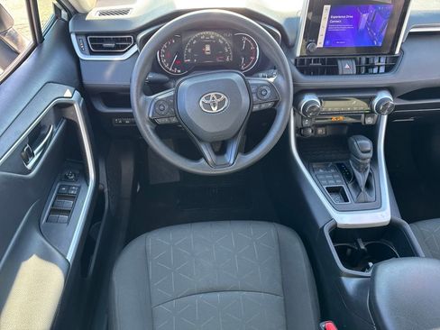 Used 2024 Toyota RAV4 XLE image 17