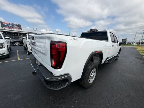 Used 2024 GMC Sierra 2500 Pro w/ 1SA Pro Safety Plus Package AWD/4WD image 3