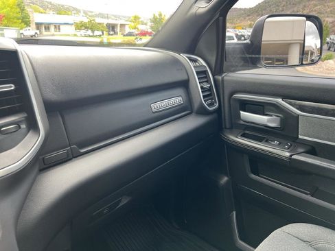 Used 2021 RAM 2500 Big Horn w/ Level 1 Equipment Group image 31