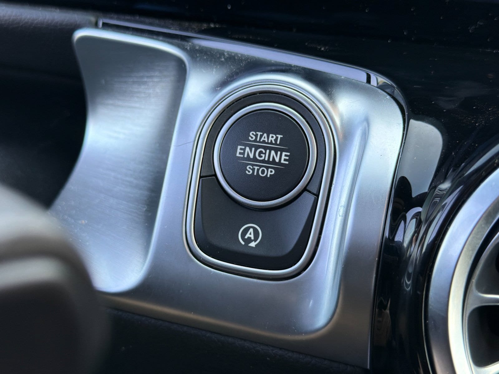 Used 2026 Mercedes-Benz GLB 250 4MATIC image 20