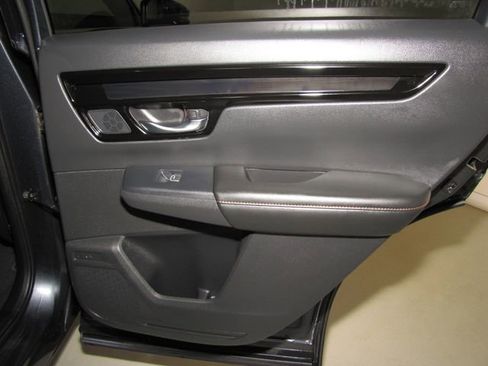 Certified 2025 Honda CR-V Sport Touring image 19